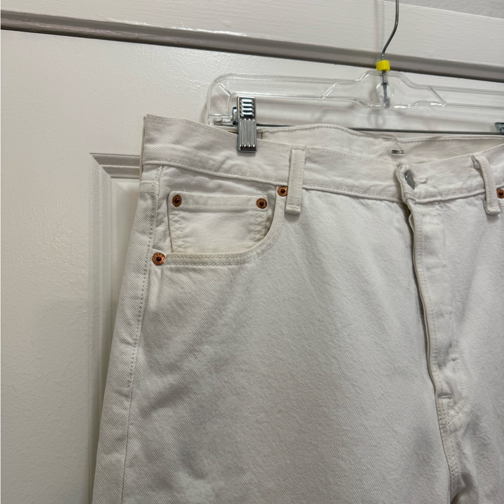 Levis 501 Original Fit 100% Cotton Jeans White - Picture 2 of 11